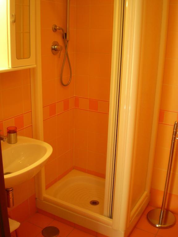 Trasteverooms La Bernardon Rome Exterior photo